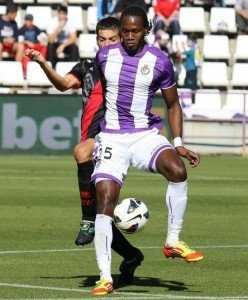 Manucho en su partido estelar frente al Rayo Vallecano