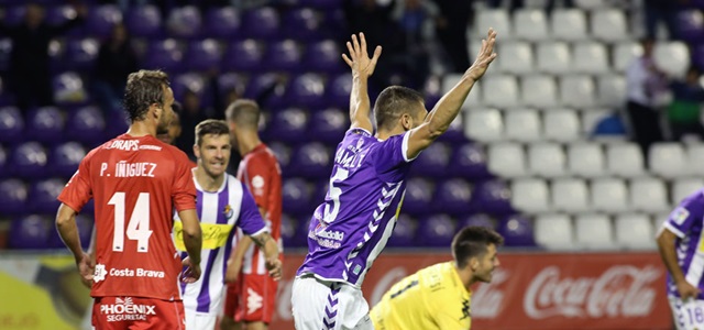 Samuel celebra su gol ante el Girona || Foto: Real Valladolid