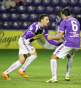 Óscar y Rueda celebran un gol Foto: Real Valladolid