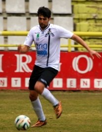 Gonzalo Arconada no mejora al Burgos 2 Quesada || Foto: Burgos CF