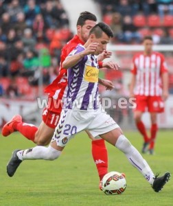 Hernán Pérez con el balón Foto: LFP