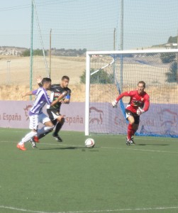 José, en la acción del segundo gol al Tudelano ||Foto: Sergio Sanz