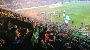 Aficionados del Racing celebran el ascenso en El Sardinero hace un año contra el Llagostera Foto: El Tomavistas de Santander