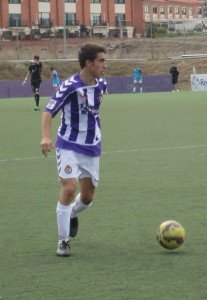 Álvaro, en el partido contra el At. Bembibre Foto: Sergio Sanz