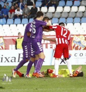 Kepa, atendido tras la patada de Chuli