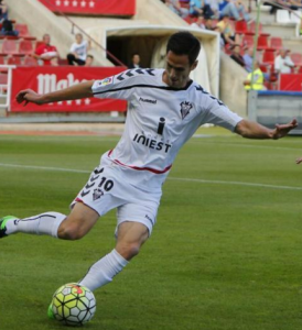 Rubén Cruz, a punto de golpear || Foto: LFP