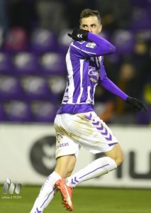 Villar celebra el segundo gol ante el Tenerife