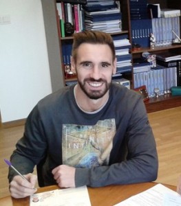 Borja firma su contrato Foto: Real Valladolid