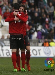 Moreno y Sangalli se abrazan