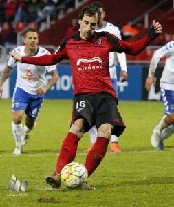 Fabri suspende en su primer test y el Mirandés se cae del play-off 2 Eguaras || Foto: LFP