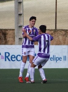 Miguel y Raúl Calvo celebran el primer gol Foto: Víctor Álvarez