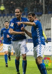 Toché celebra un gol con el Oviedo