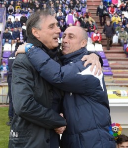 Portugal saluda al segundo entrenador del Huesca || Foto: LFP