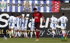 La maldición del líder 1 Los jugadores del Leganés celebran la victoria en Butarque ante el Mirandés