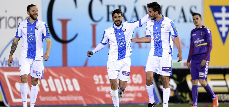 Sastre, celebrando su gol