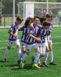 El Real Valladolid celebra un gol Foto: Raquel Gómez