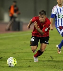 Brandon corre tras un balón || Foto: LFP