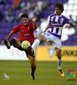 Álvaro Rubio da un pase
