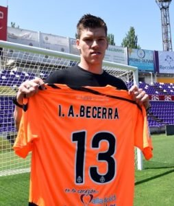 Isaac Becerra || Foto: Real Valladolid