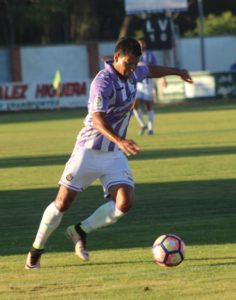 Zambrano prepara un disparo en Tordesillas Foto: Rosa M. Martín