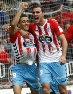 Fernando Seoane e Ignasi Miquel celebran un gol || Fútbol de Lugo