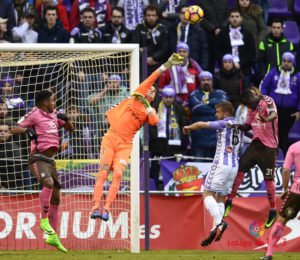 Nueva jornada sin marcar, otro partido sin encajar 1 Pau Torres 2