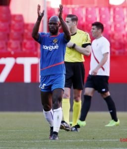 Achille Emaná, jugador clave || Foto: LFP