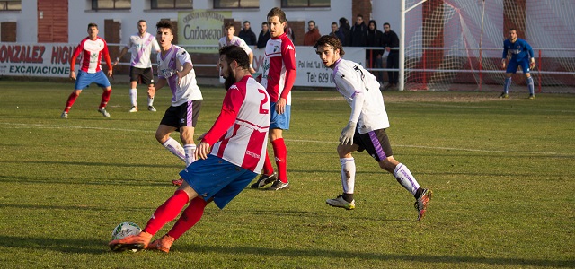 Un lance del Tordesillas - Numancia B || Foto: Diego Rayaces