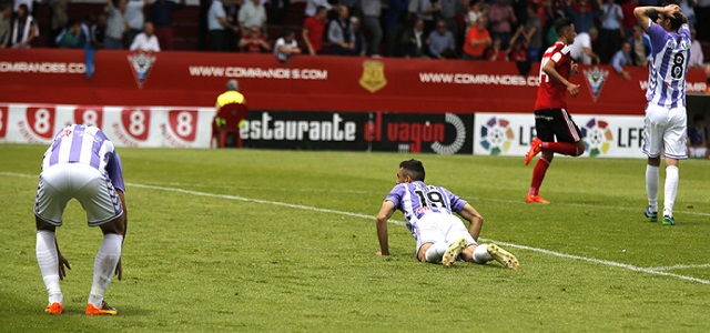 Los blanquivioletas lamentan el gol | Foto: LFP