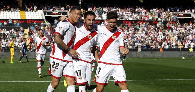 Los jugadores del Rayo celebran un gol || Foto: As