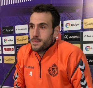 Kiko Olivas2