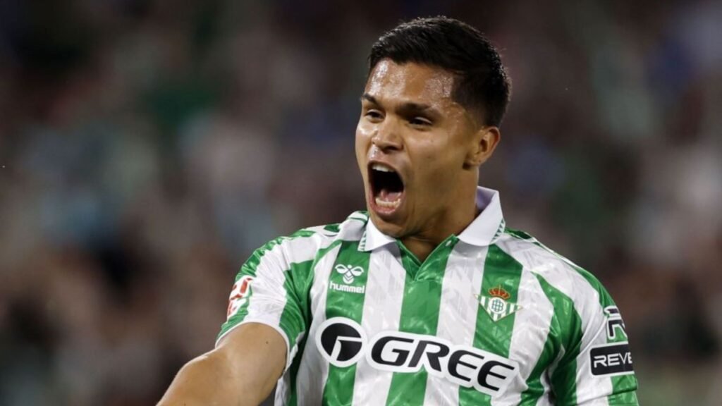 Betis - Real Valladolid | Cucho