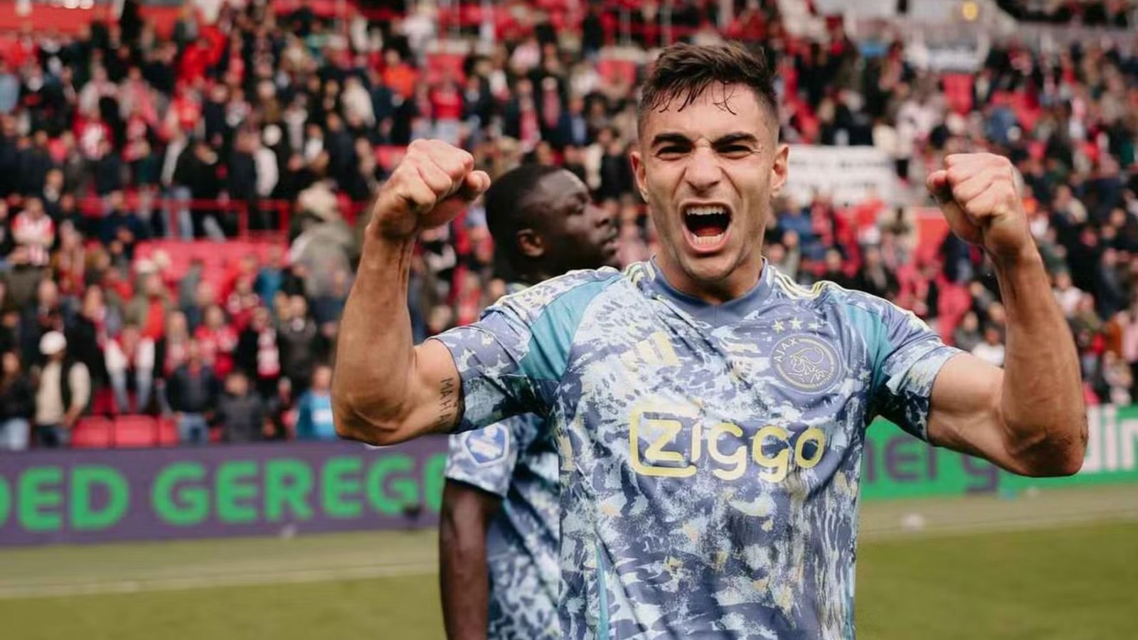 Salisu, Fresneda y Lucas Rosa, de Los Anexos a la UEFA Champions League 3 Lucas Rosa