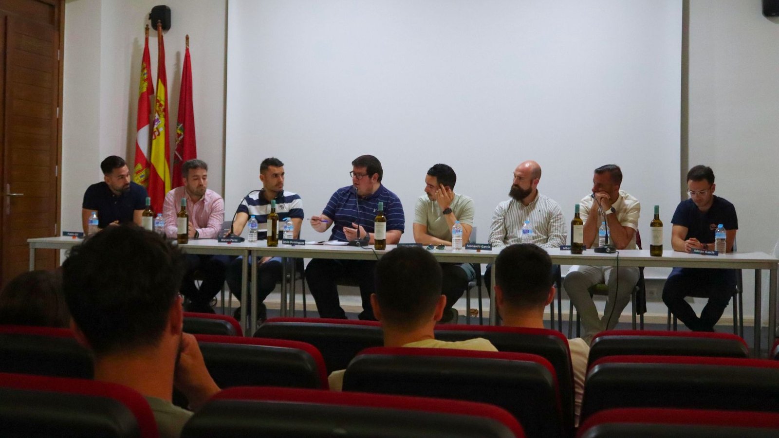 Conferencia de Gestión Deportiva en Matapozuelos