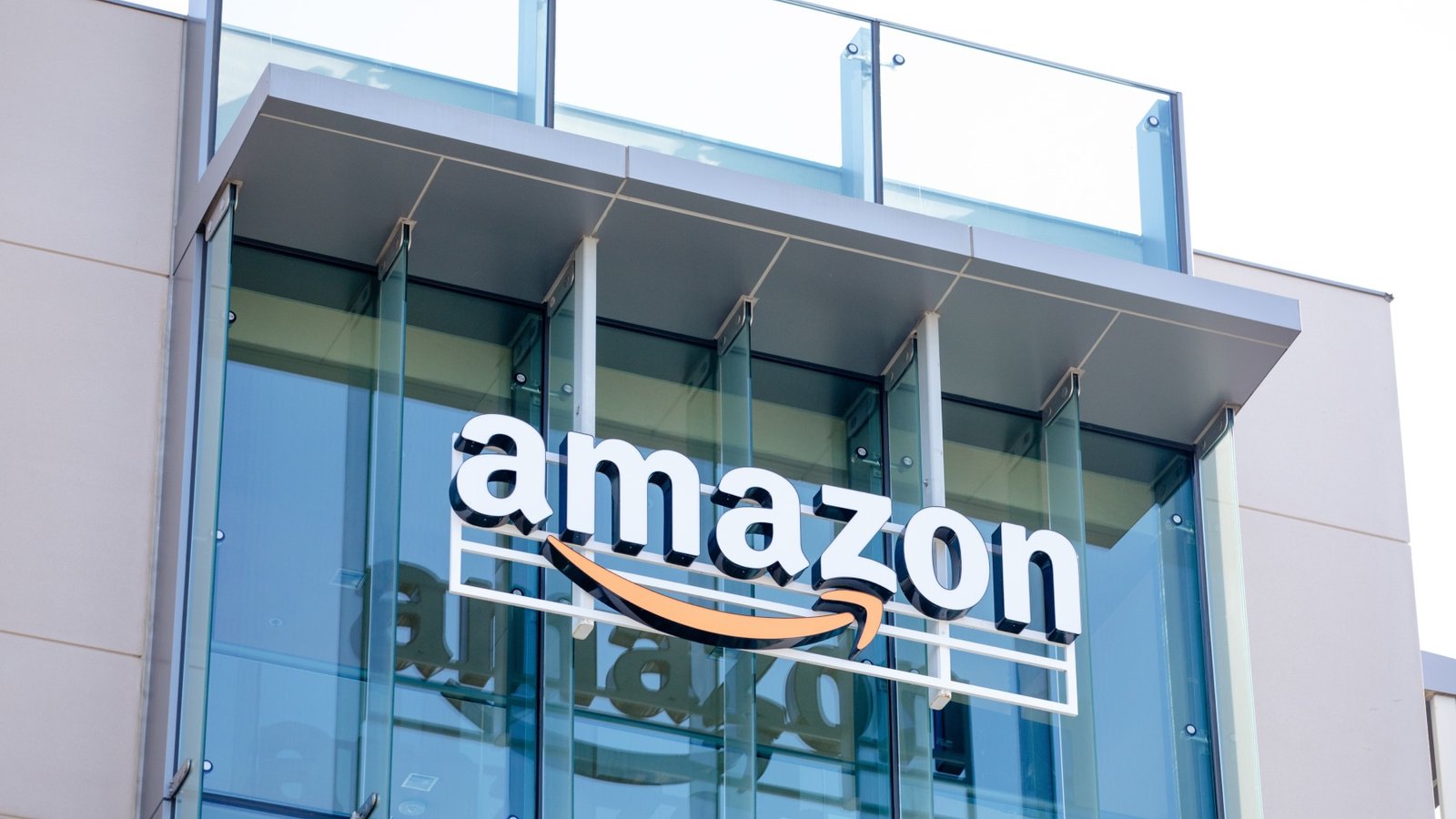 Es oficial: Amazon elige este pequeño pueblo de Castilla y León