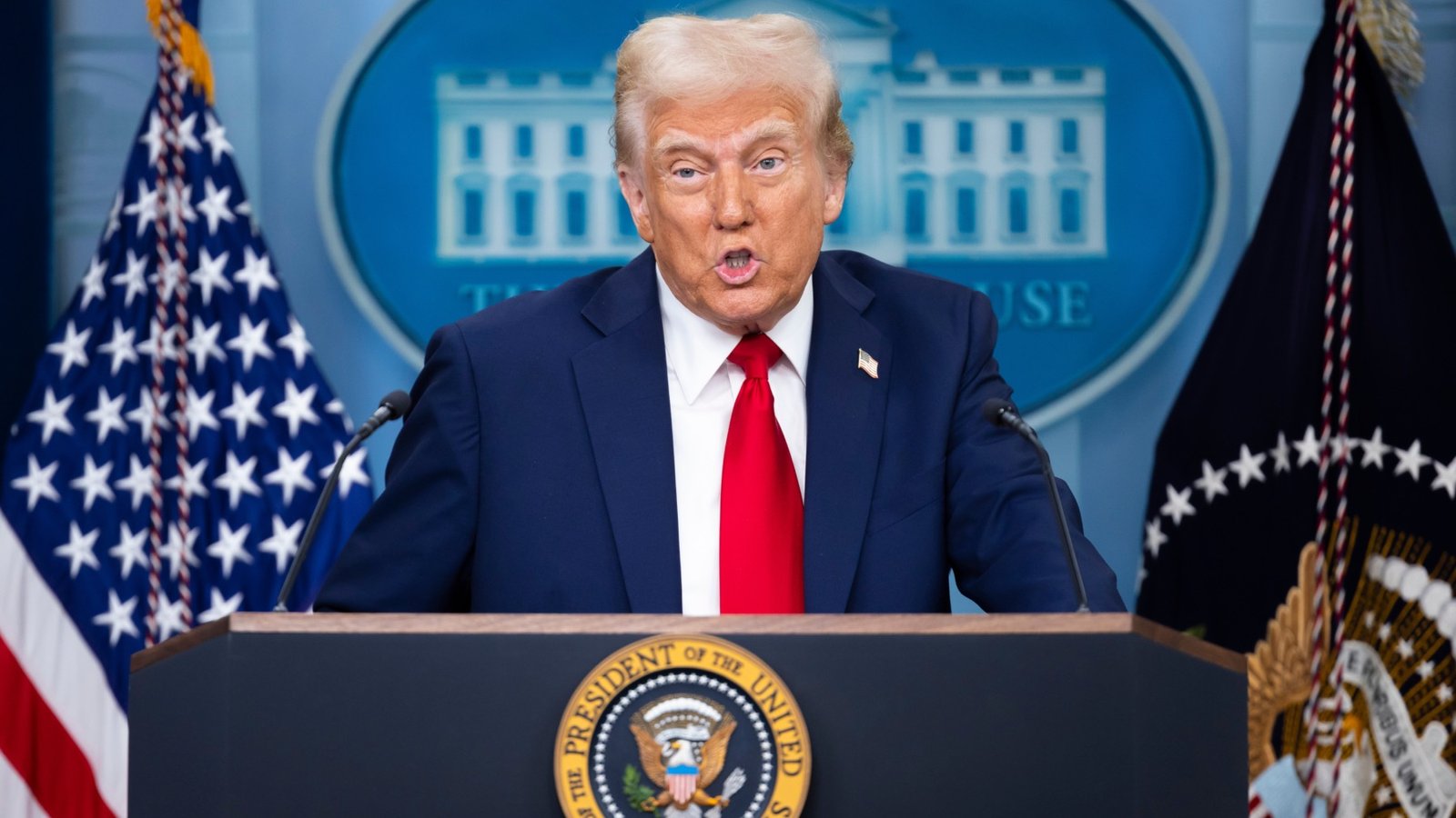 Donald Trump ataca a Apple