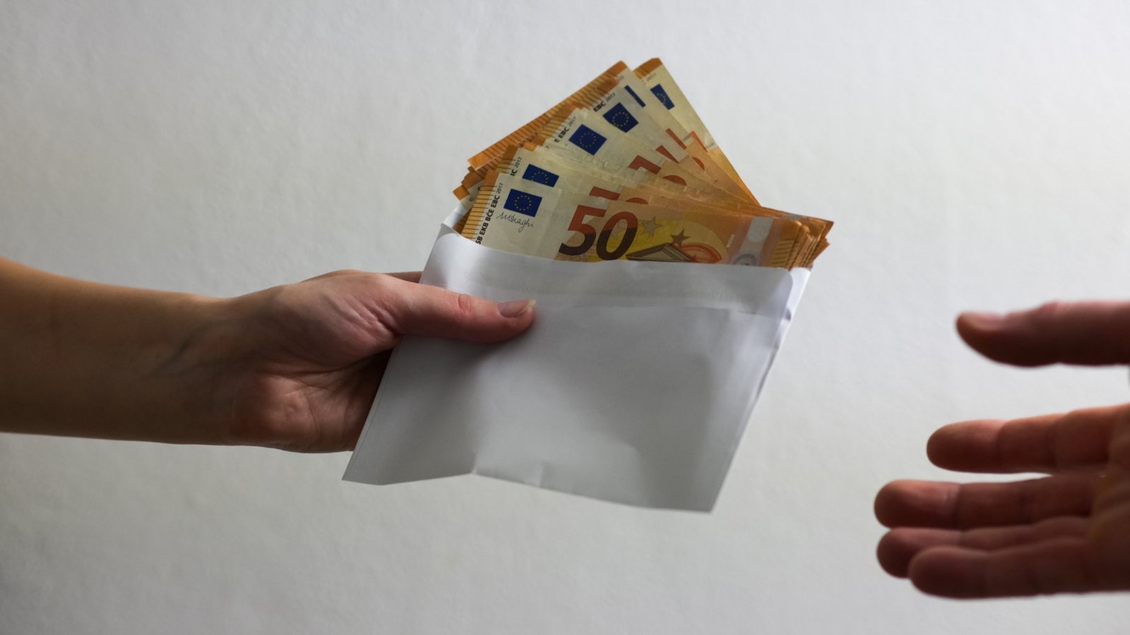 Error común que cometen los padres con sus hijos al hacer su herencia