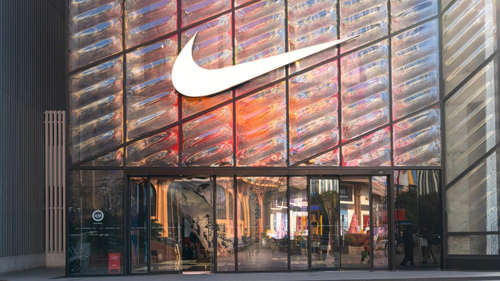 Confirmado: Nike resucita su zapatilla retro más deseada