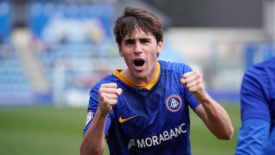 Once futbolistas de Primera RFEF a los que podría mirar el Real Valladolid 1 Marc Bombardó, Primera RFEF