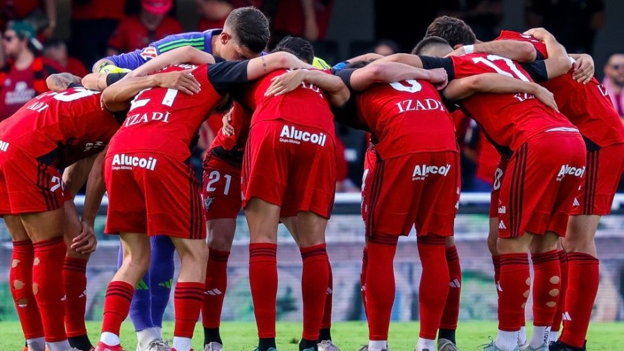 400 aficionados del Mirandés viajarán a Santander
