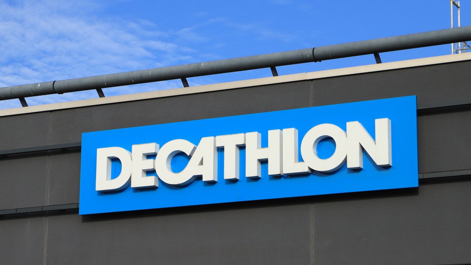 Este original invento que sustituirá a la sombrilla de toda la vida