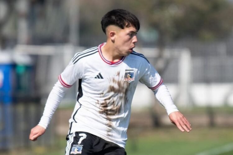 Colo-Colo Leandro