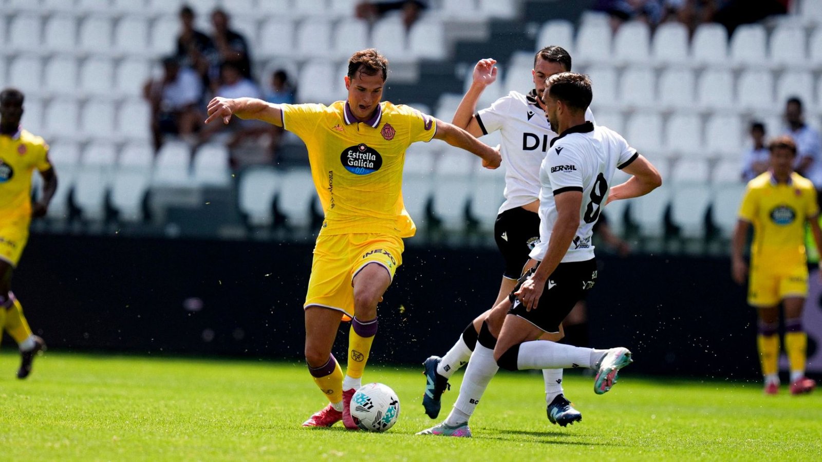 Almada: "Es lógico que sucedan ciertas situaciones" 1 Latasa contra el Burgos en pretemporada