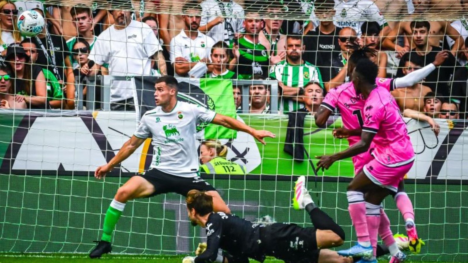 Mabil y Camara, memorias de África y pólvora en Castalia 2 Gol de Ousmane Camara al Racing