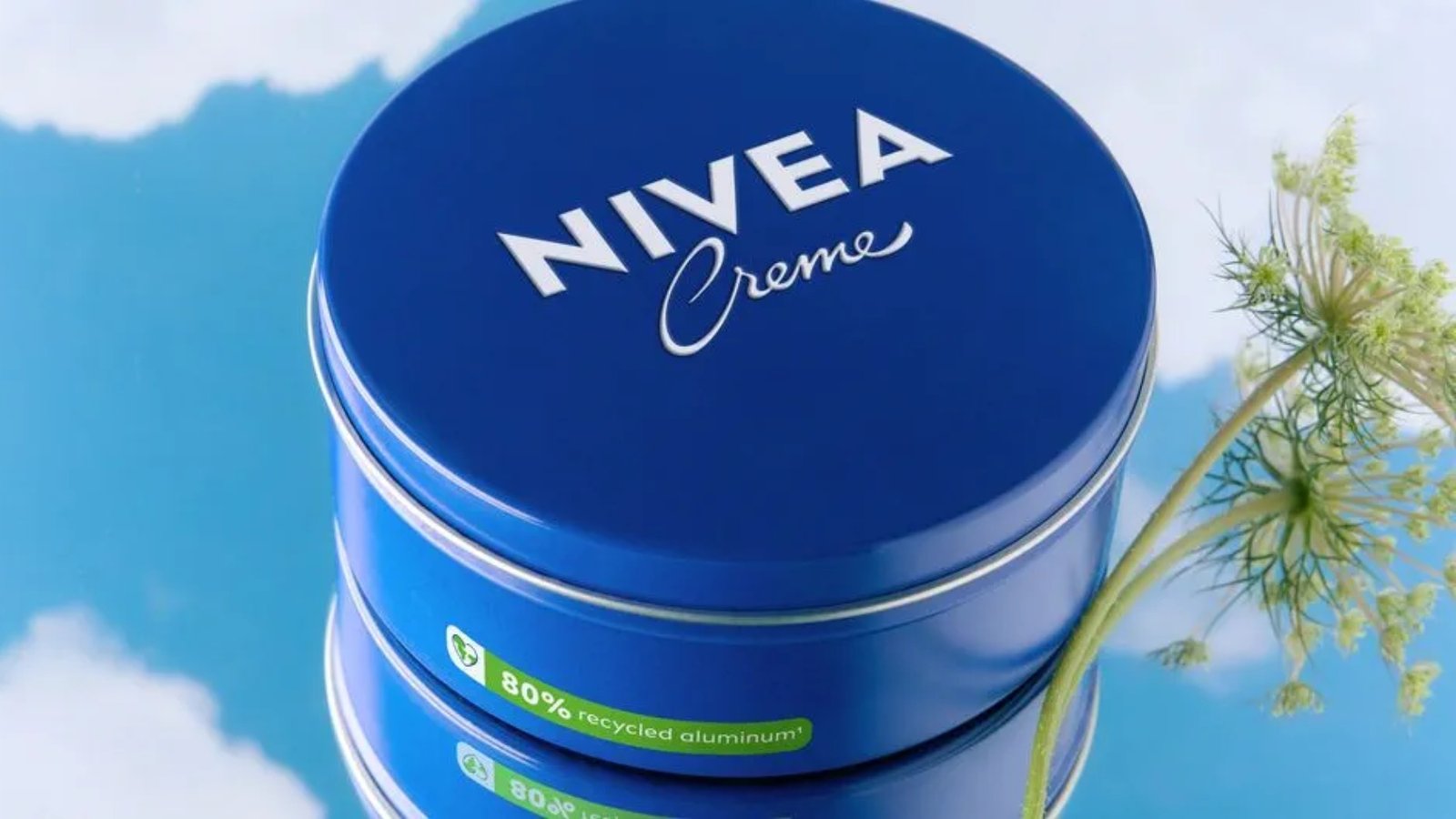 Un químico desvela si la famosa crema azul de Nivea es buena para tu rostro o no