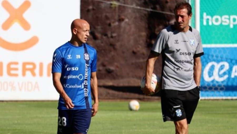 Mollejo, brega y versatilidad para el ataque del Burgos 1 Mollejo y Ramis