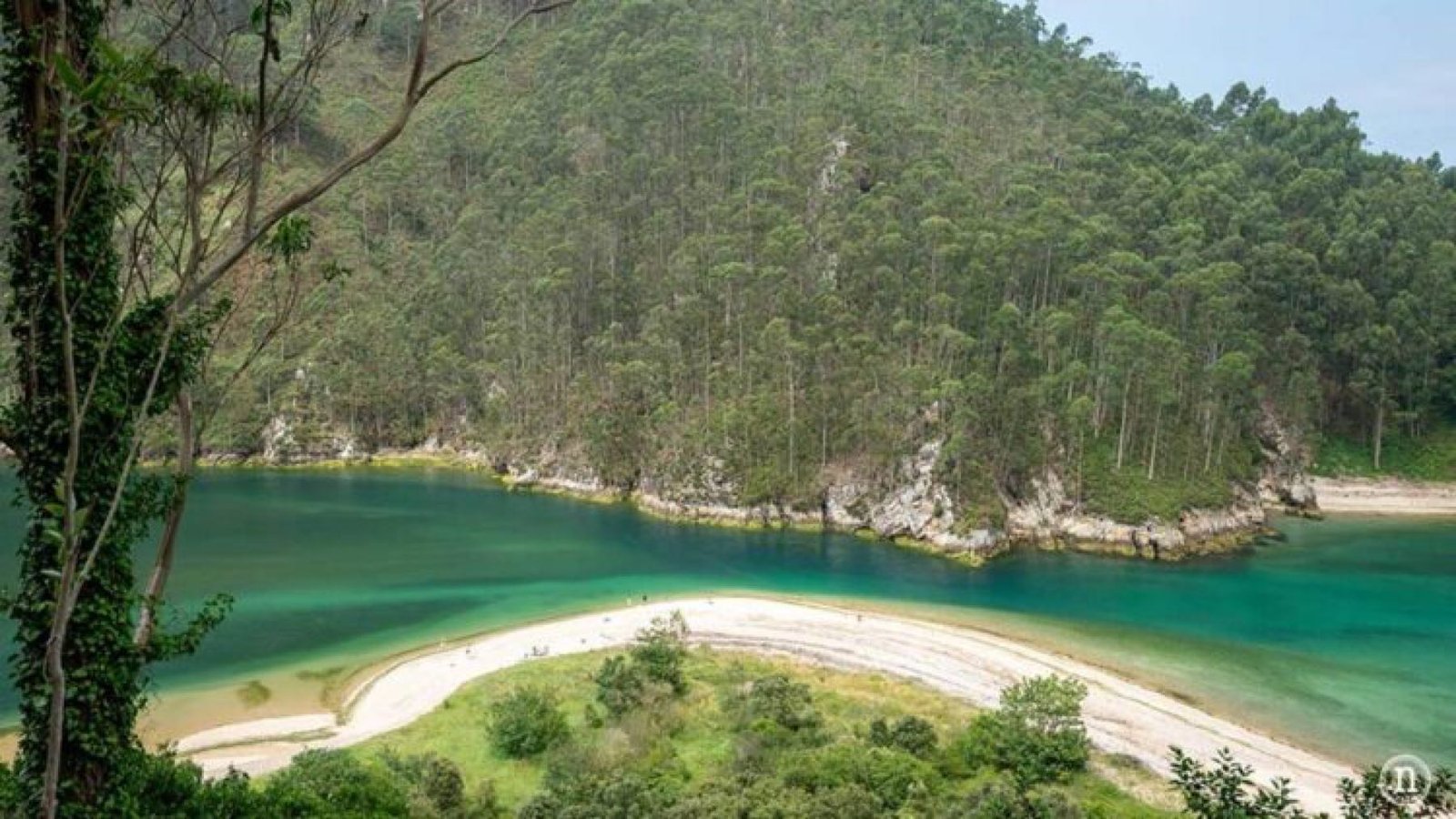 Ni Comillas ni Suances: cada vez más turistas optan por este municipio