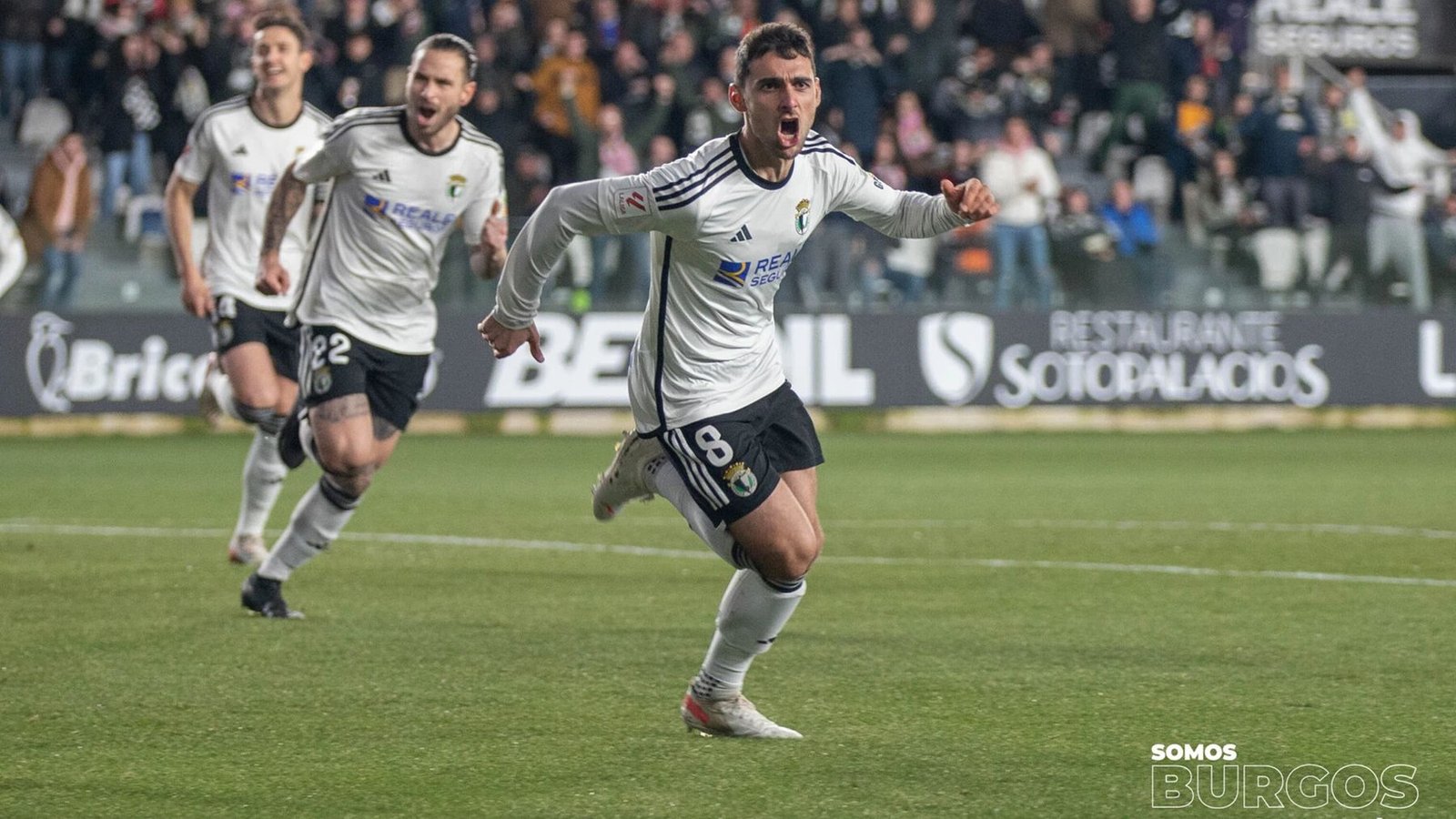 Jesús Ruiz completa la portería del Burgos 2 Ander Martín