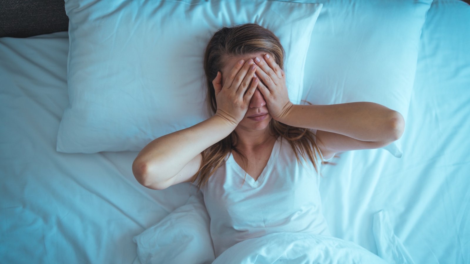 Lo que cenas puede ser la causa de tus malas noches