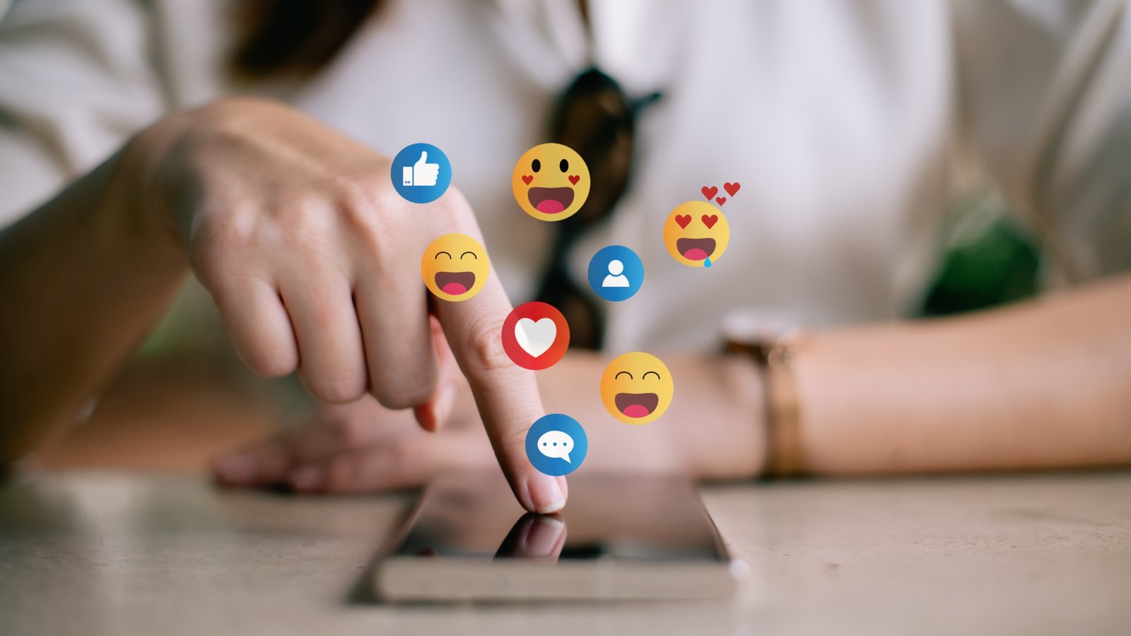 No, no te van a pagar por tus 'likes': así es la nueva estafa